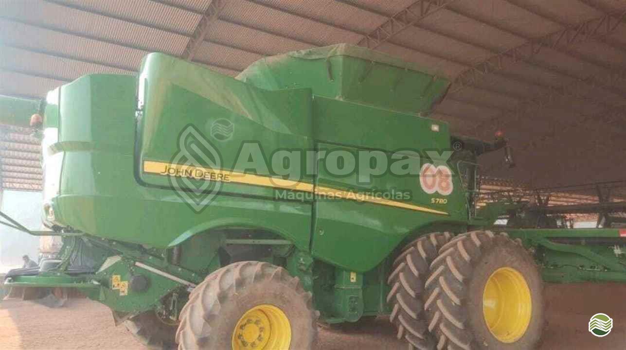 COLHEITADEIRA JOHN DEERE JOHN DEERE S780 Agropax Máquinas Agrícolas TIBAGI PARANÁ PR